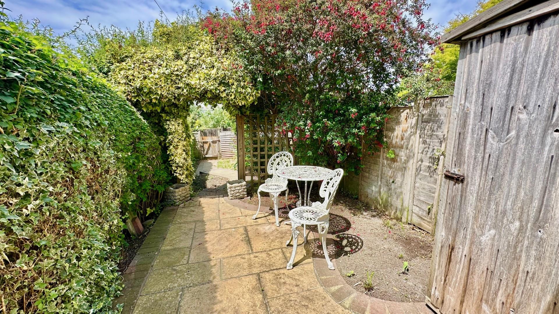 2 bed property in Middle Road, Hastings